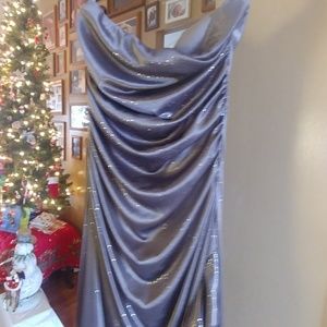 Strapless formal dress